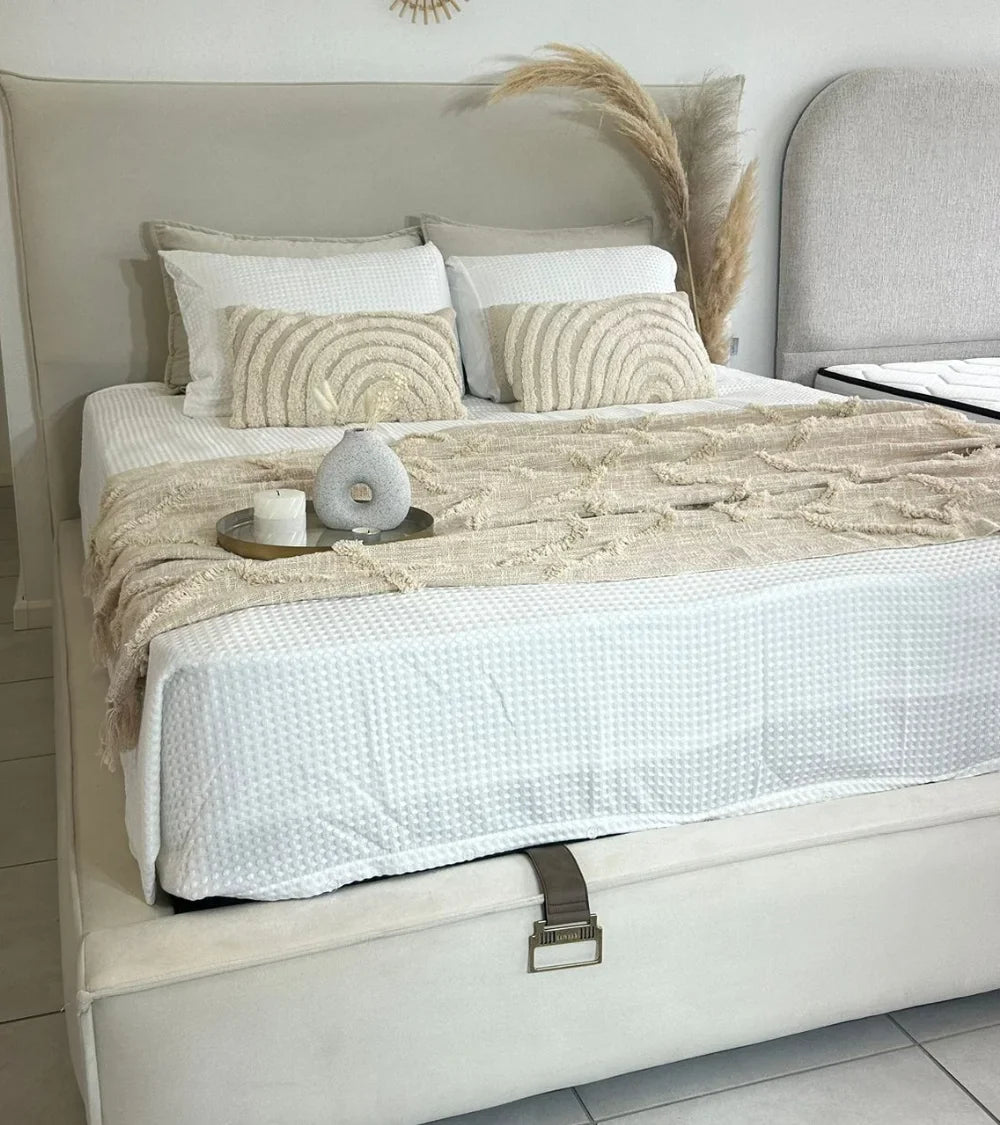 Lit Coffre Relevable 180x200 – Rangement Intégré & Ouverture Assistée